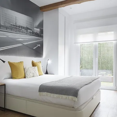 Always Easy I Zurriola Σαν Σεμπαστιάν